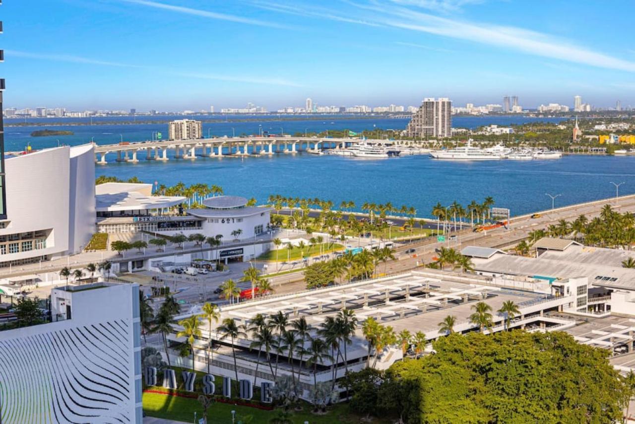 Corner Condo W/ Unrivaled Views Miami Exteriér fotografie