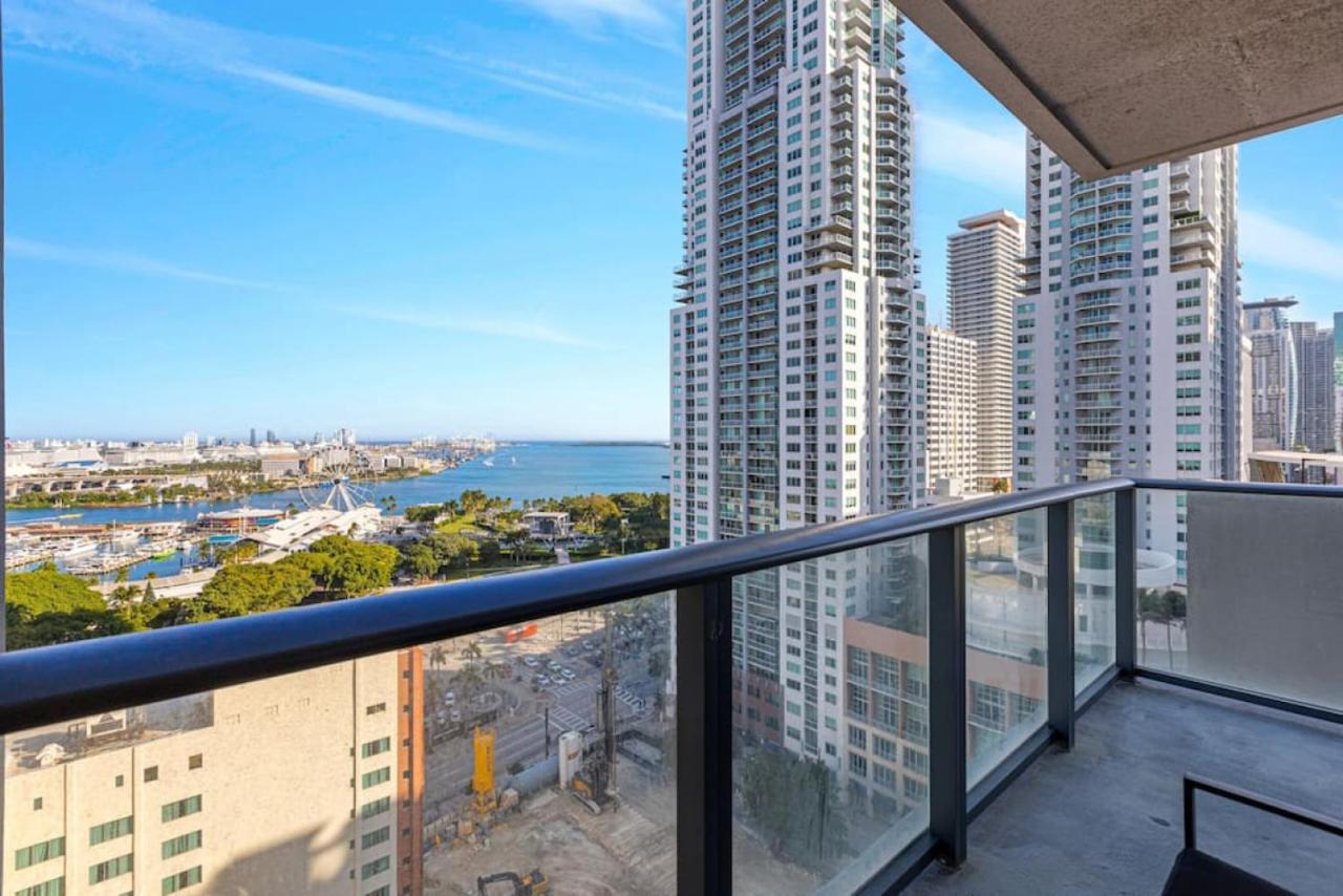 Corner Condo W/ Unrivaled Views Miami Exteriér fotografie
